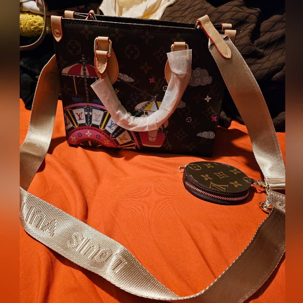 Stylish Brown Designer Women's Bag with Strap